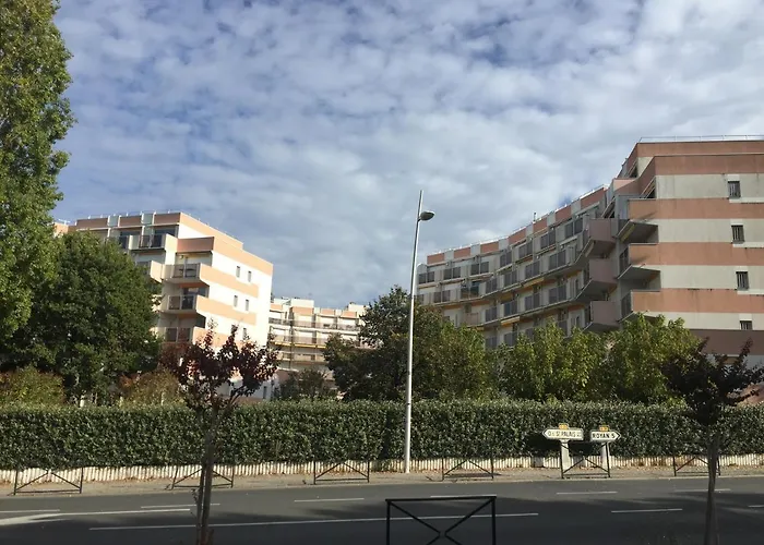 Cote Plage Nauzan Vue Mer